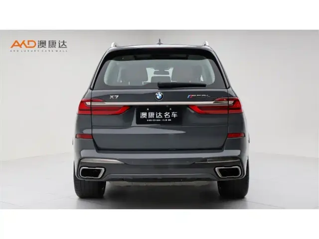 BMW X7 — Фото автомобиля 4