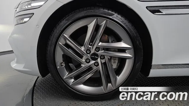 Genesis G80 RG3 — Фото автомобиля 5