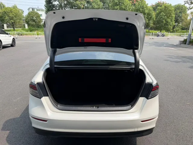 Honda Accord — Фото автомобиля 8