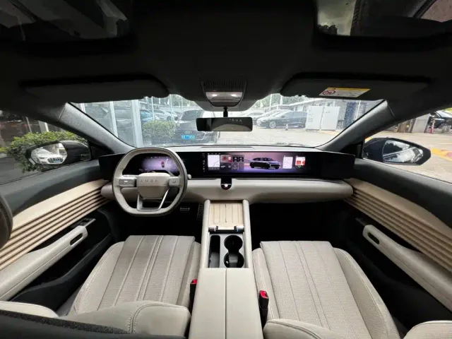 Audi E5 Sportback — Фото автомобиля 12