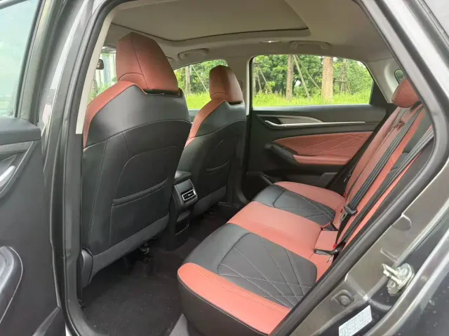 Changan Eado — Фото автомобиля 7