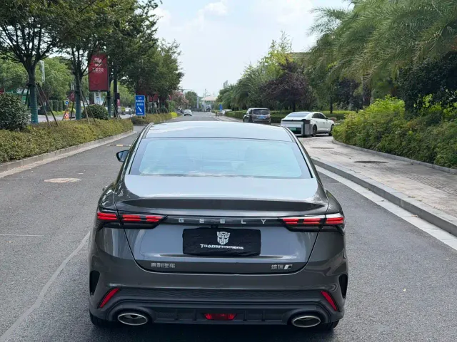 Geely Binrui — Фото автомобиля 8
