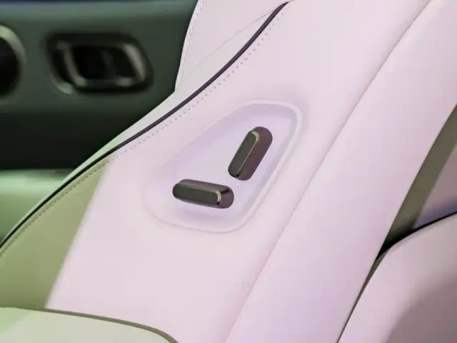 Li Auto i6 — Фото автомобиля 15