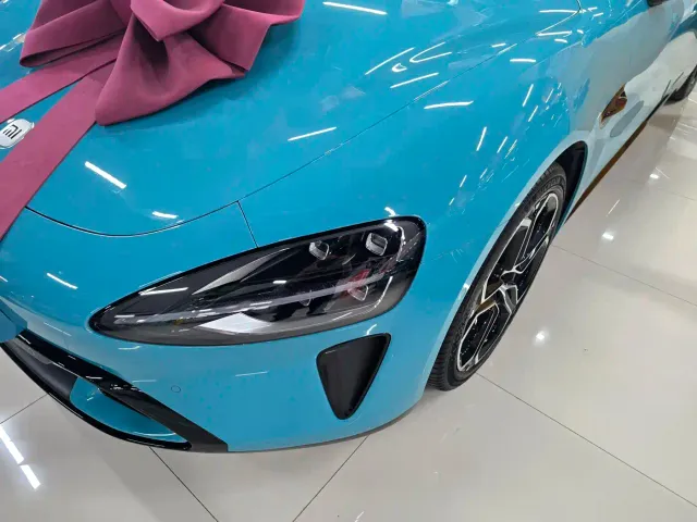 Xiaomi SU7 — Фото автомобиля 4