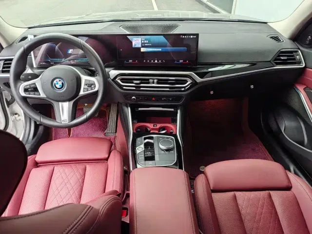 BMW i3 — Фото автомобиля 6