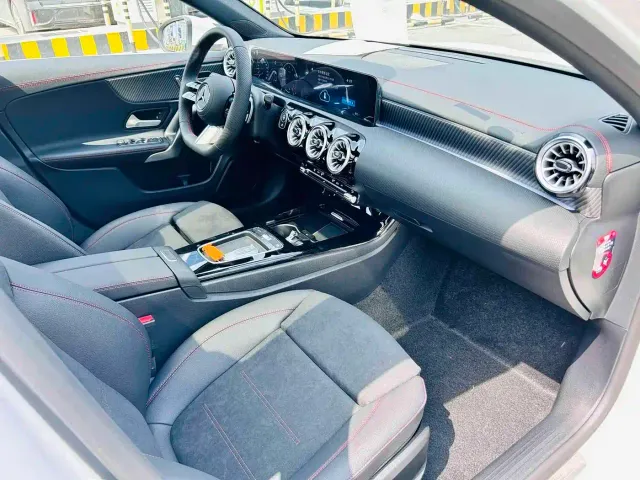 Mercedes-Benz A-Class — Фото автомобиля 5