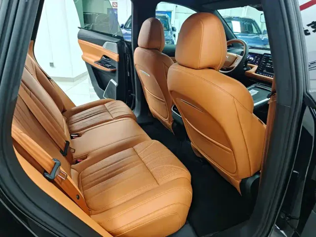 Xpeng G9 — Фото автомобиля 15