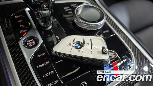 BMW 8 Series G15 — Фото автомобиля 15