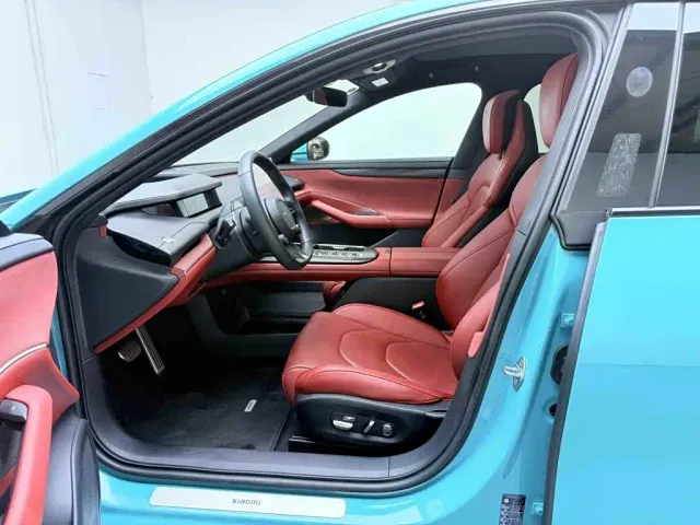Xiaomi SU7 — Фото автомобиля 14
