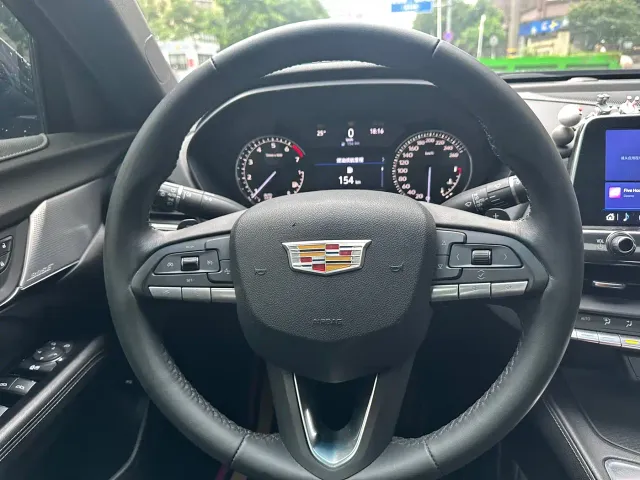 Cadillac CT4 — Фото автомобиля 27