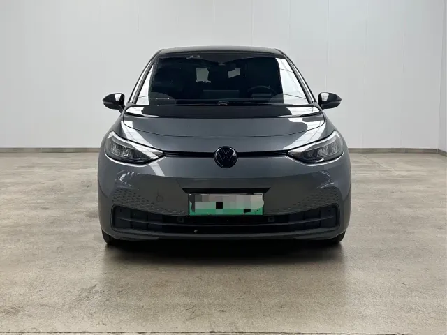 Volkswagen ID.3 — Фото автомобиля 2