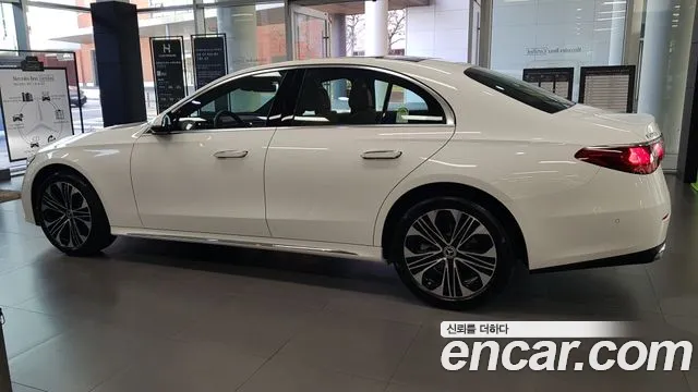 Mercedes-Benz E-Class W214 — Фото автомобиля 8