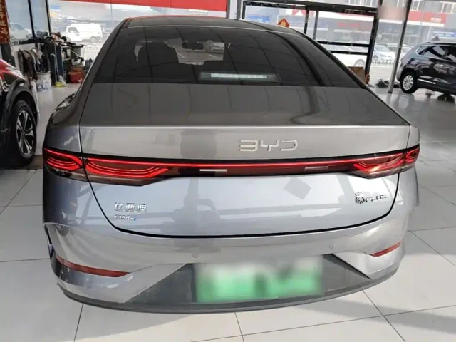 BYD Qin PLUS — Фото автомобиля 5