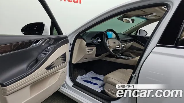 Genesis G80 Бензин 3.5 турбо AWD — Фото автомобиля 10