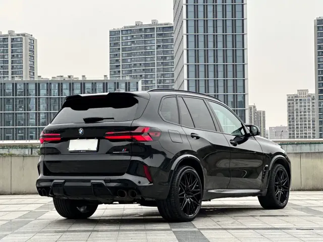 BMW X5 M — Фото автомобиля 5