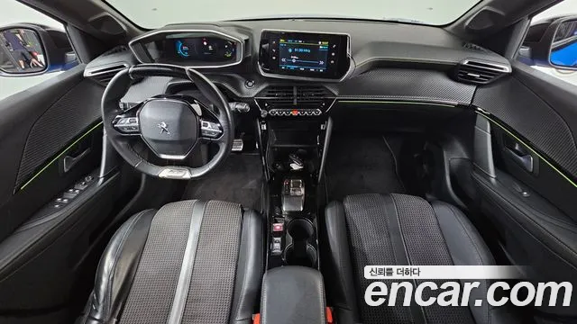 Peugeot 208 — Фото автомобиля 7