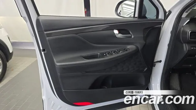 Hyundai Santa Fe — Фото автомобиля 13