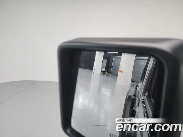 Jeep Wrangler — Фото автомобиля 19