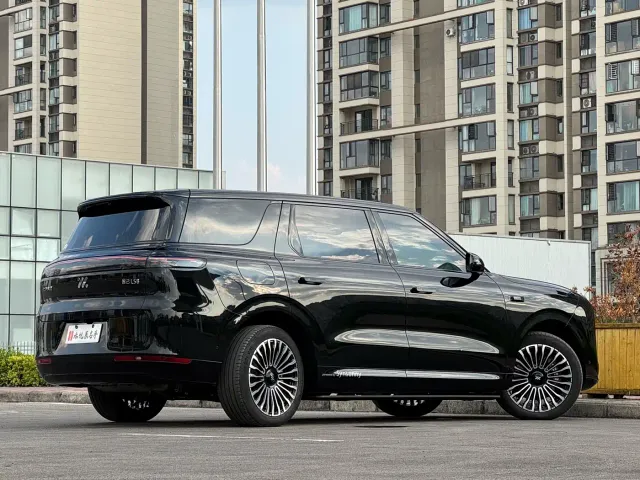 IM Motors LS8 — Фото автомобиля 15