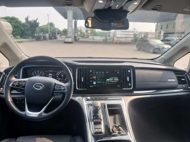 GAC Trumpchi M8 — Фото автомобиля 11