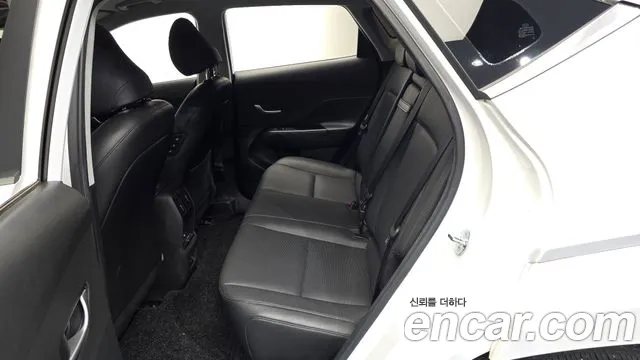 Hyundai Kona — Фото автомобиля 4