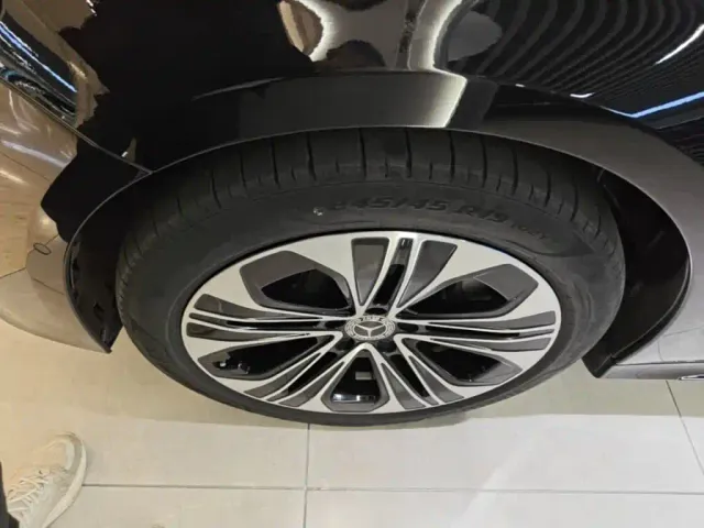 Mercedes-Benz E-Class — Фото автомобиля 22