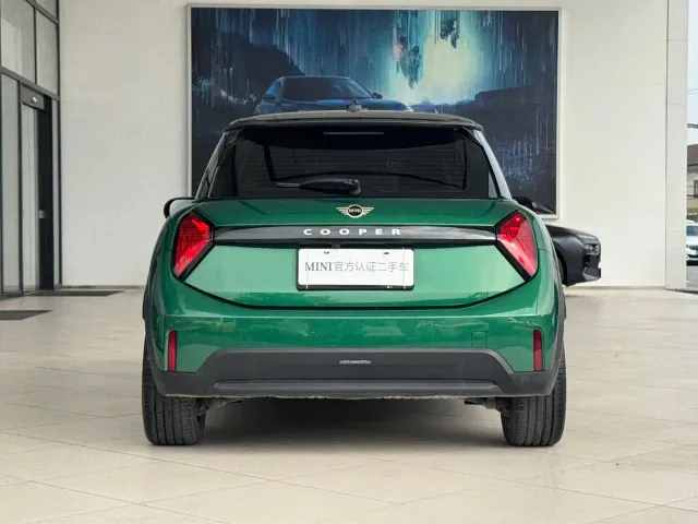 MINI Hatch — Фото автомобиля 5