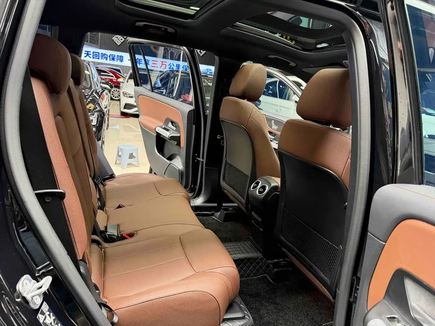Mercedes-Benz Mercedes-Benz GLB 2024 Facelift GLB 220 Dynamic — Фото автомобиля 17