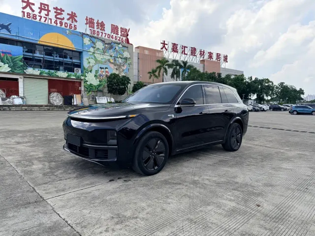 Фотография автомобиля — Li Auto L8