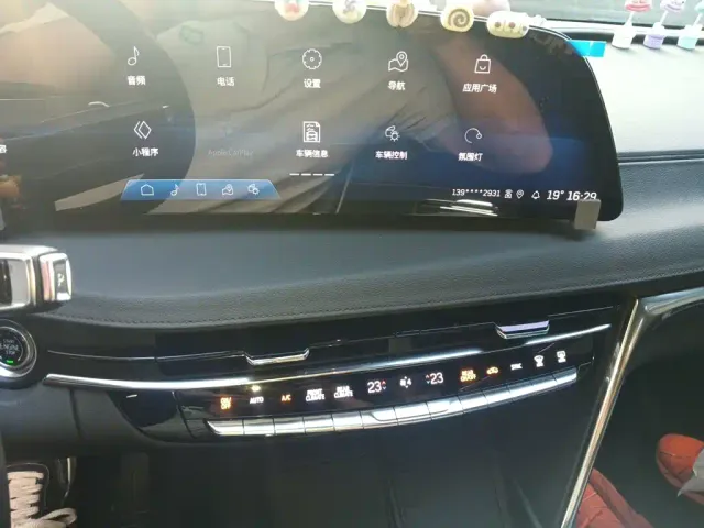 Cadillac CT6 — Фото автомобиля 9
