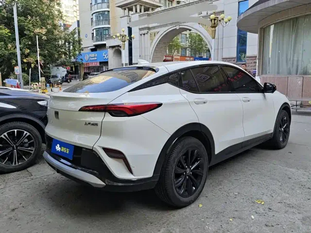 Buick Angyang — Фото автомобиля 3