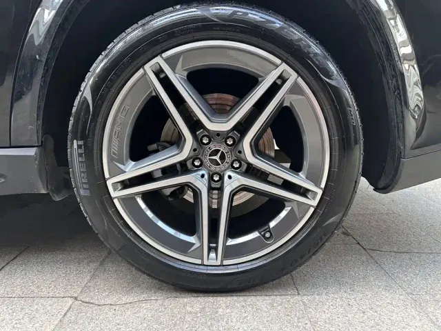 Mercedes-Benz GLS-Class — Фото автомобиля 8