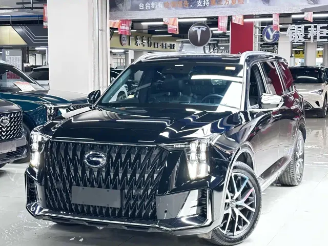 Фотография автомобиля — GAC Trumpchi GS8