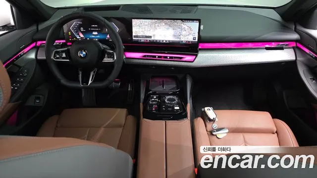 BMW 5 Series G60 — Фото автомобиля 9
