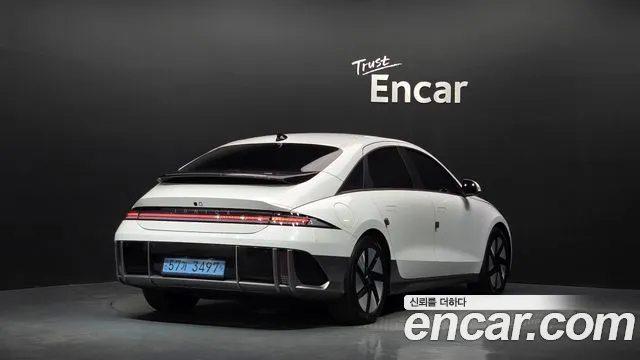 Hyundai Ioniq 6 — Фото автомобиля 2