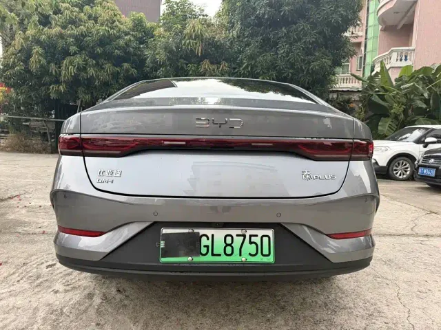 BYD Qin PLUS — Фото автомобиля 5