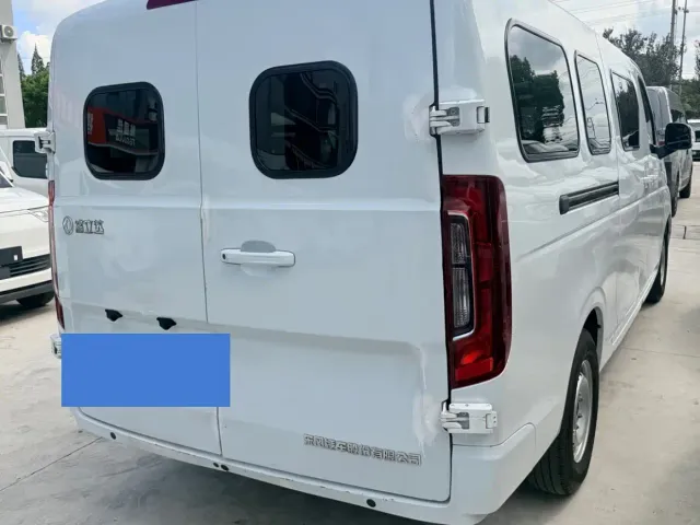 Dongfeng Ruilida V8E — Фото автомобиля 8