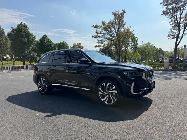 Geely Xingyue L — Фото автомобиля 4