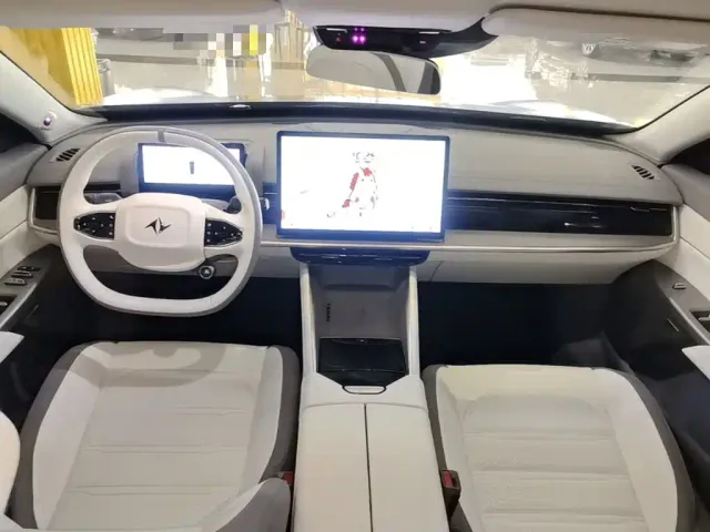 Dongfeng eπ 007 — Фото автомобиля 9
