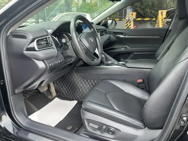 Toyota Camry — Фото автомобиля 12