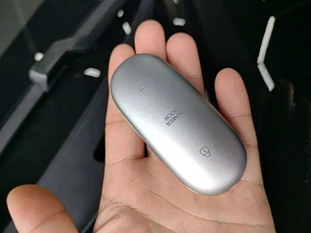 Li Auto MEGA — Фото автомобиля 8
