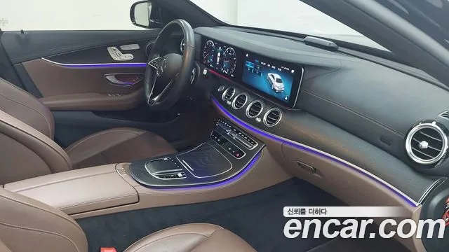 Mercedes-Benz E-Class — Фото автомобиля 13