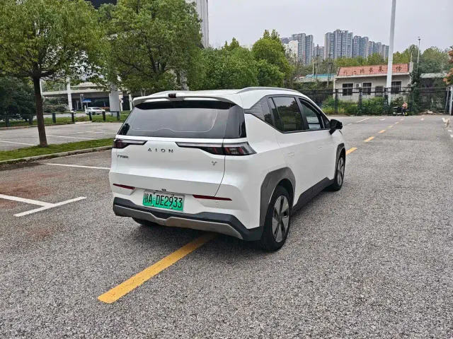 GAC Aion Y — Фото автомобиля 7