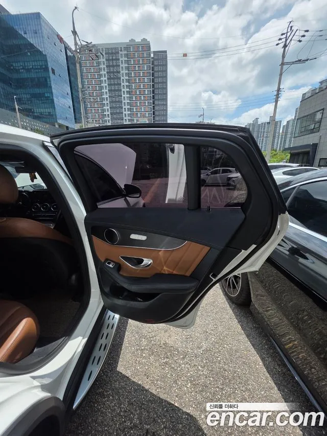 Mercedes-Benz GLC-Class — Фото автомобиля 17