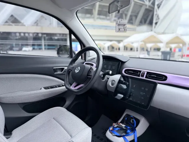 Leapmotor T03 — Фото автомобиля 13