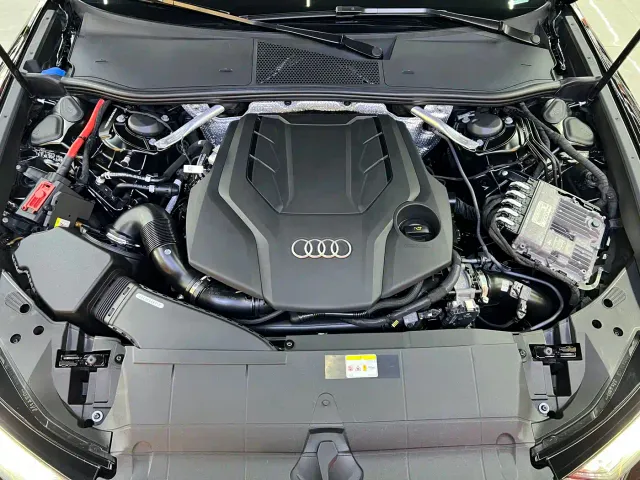 Audi A6L — Фото автомобиля 22