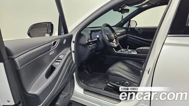 Genesis GV80 — Фото автомобиля 10