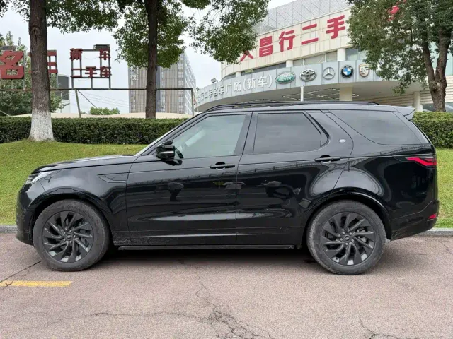 Land Rover Discovery — Фото автомобиля 3