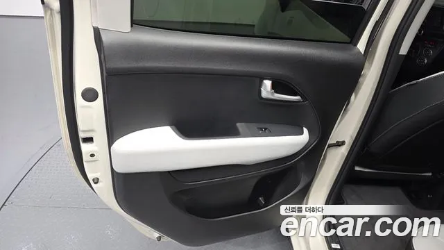 Kia RAY Новый Kia Ray Signature — Фото автомобиля 24