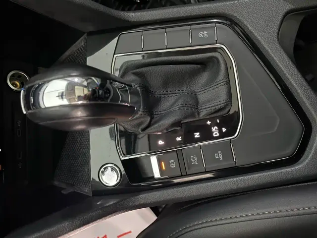 Volkswagen Tharu — Фото автомобиля 14